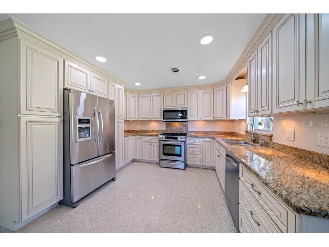 1163 60th Avenue S Saint Petersburg FL 33705 - CORONADO LAKE TB8362250 image12