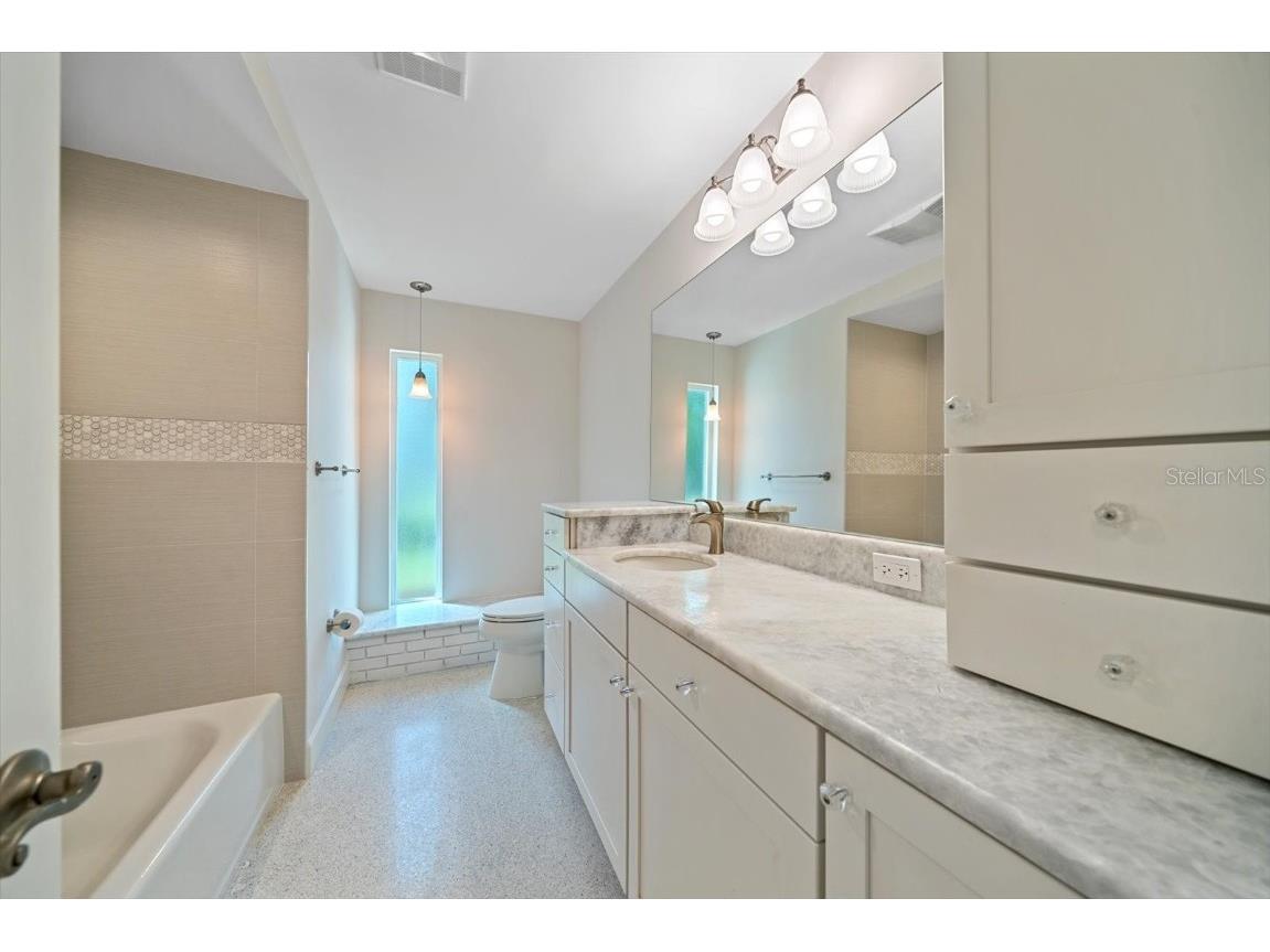 1163 60th Avenue S Saint Petersburg FL 33705 - CORONADO LAKE TB8362250 image20