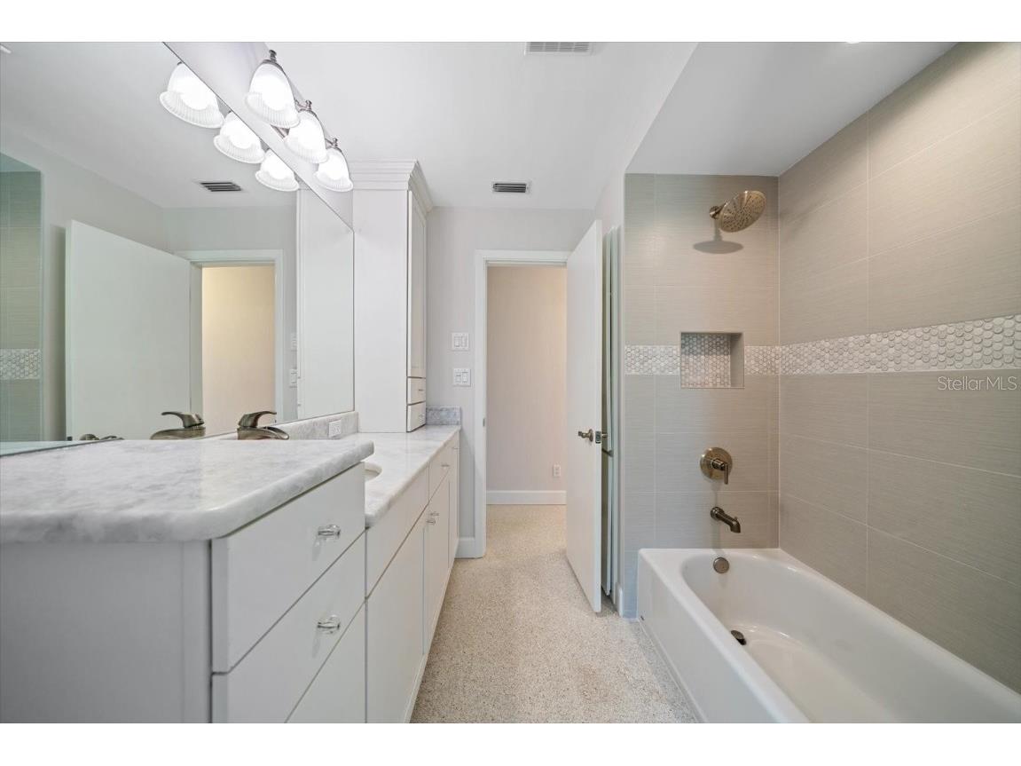 1163 60th Avenue S Saint Petersburg FL 33705 - CORONADO LAKE TB8362250 image21