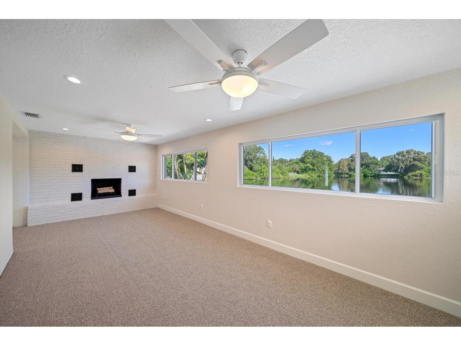 1163 60th Avenue S Saint Petersburg FL 33705 - CORONADO LAKE TB8519002 image13