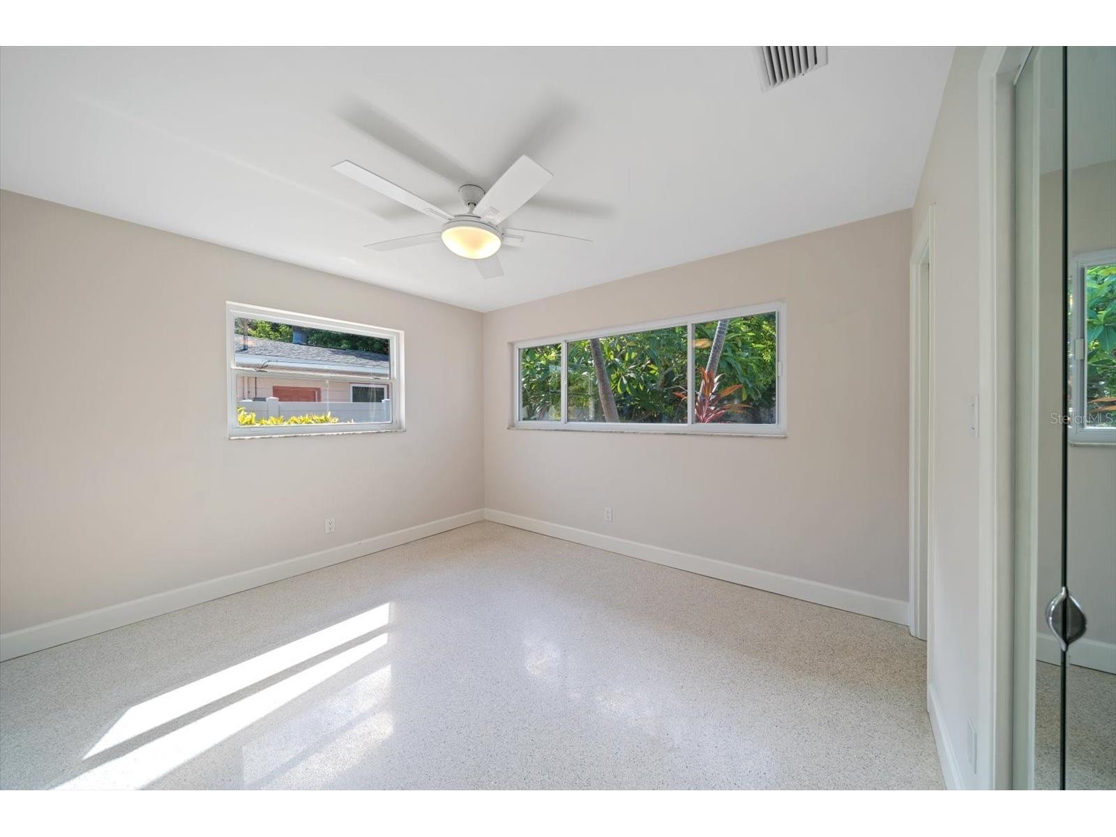 1163 60th Avenue S Saint Petersburg FL 33705 - CORONADO LAKE TB8519002 image16