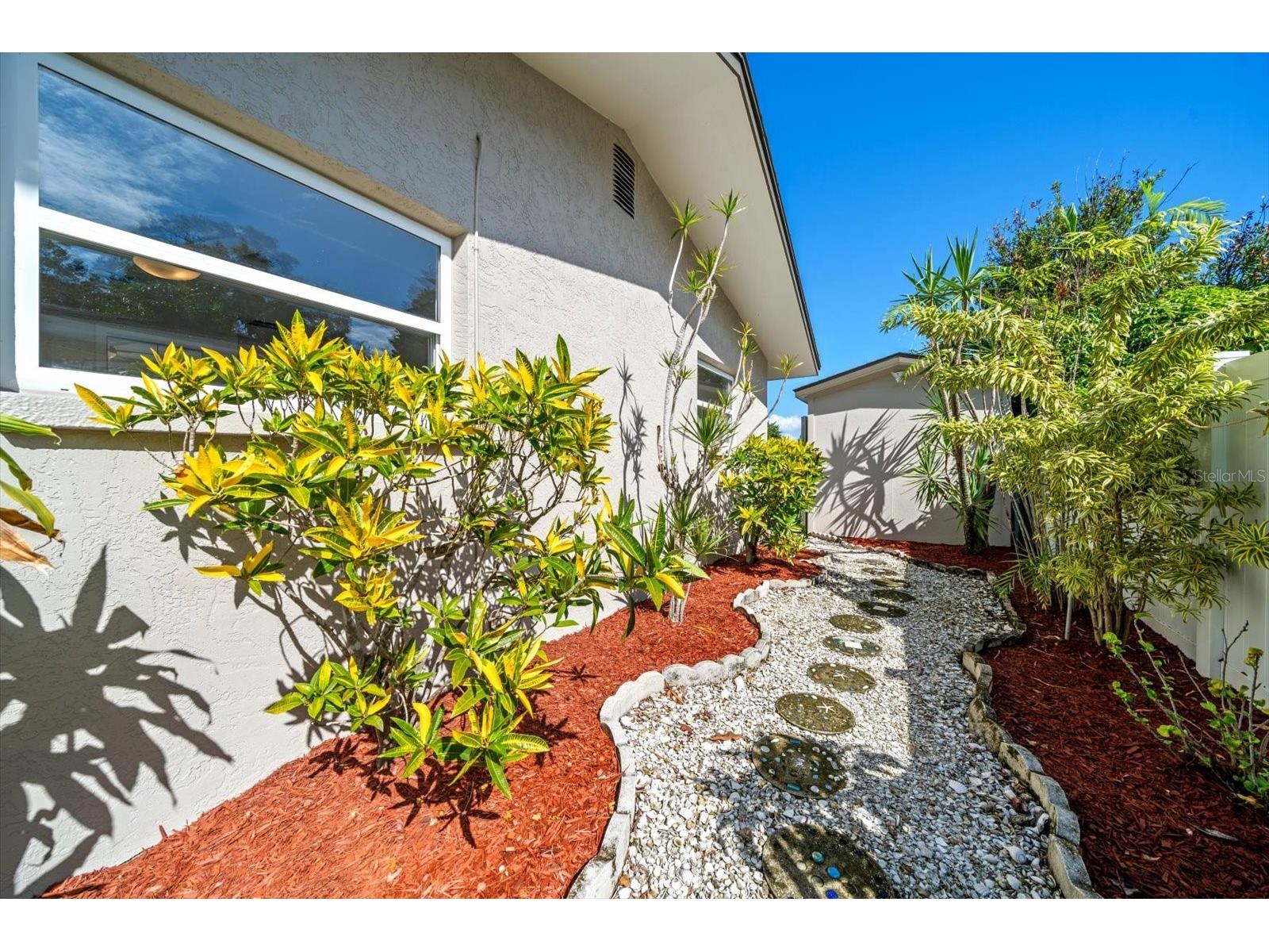 1163 60th Avenue S Saint Petersburg FL 33705 - CORONADO LAKE TB8519002 image32