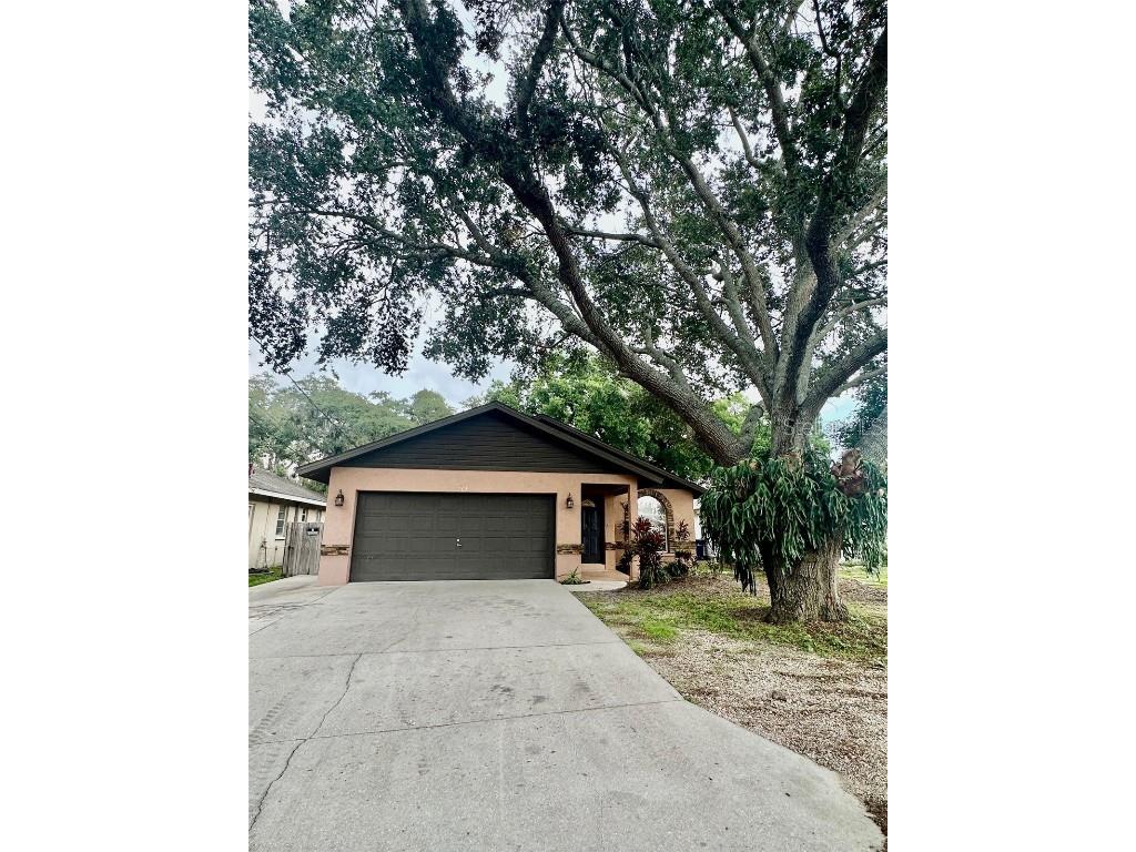 1163 Coleman Avenue Sarasota FL 34232 A4615680 image1