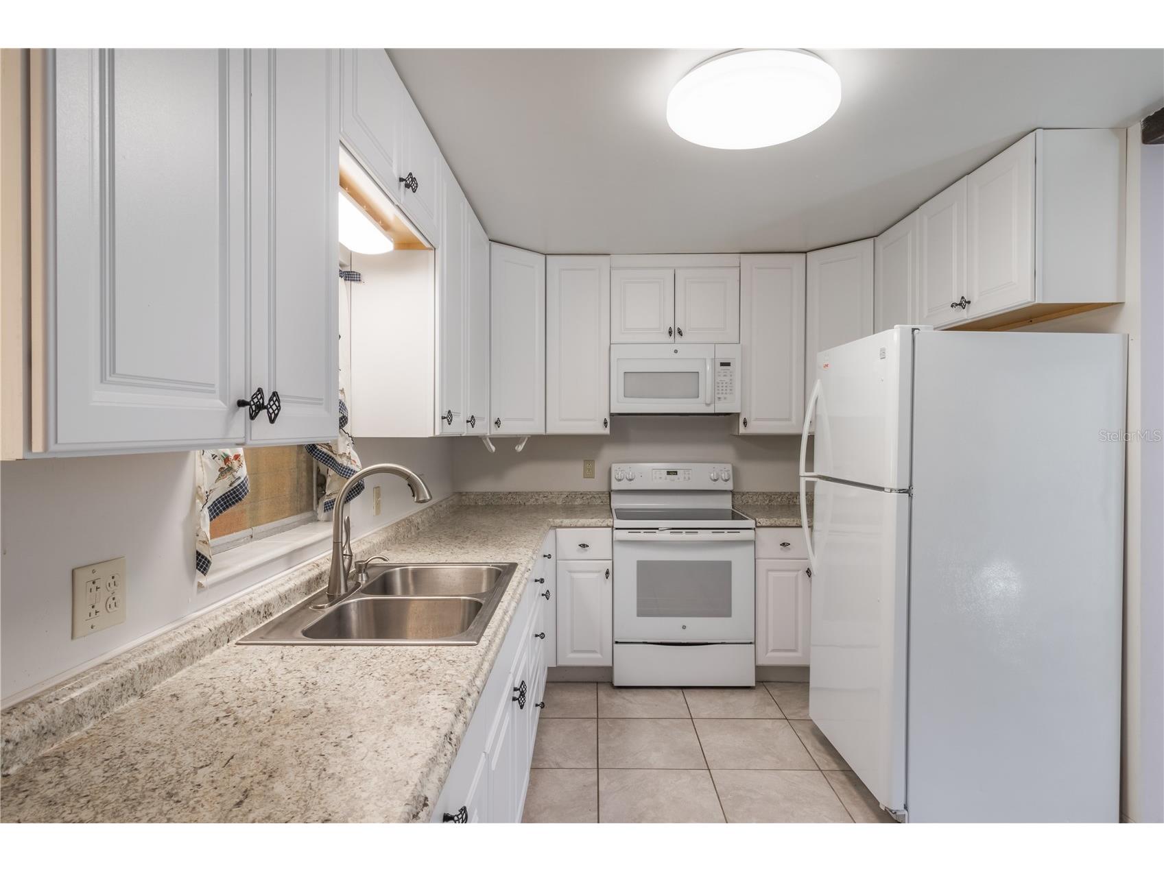 1163 Lake Drive Waverly FL 33877 P4937427 image8