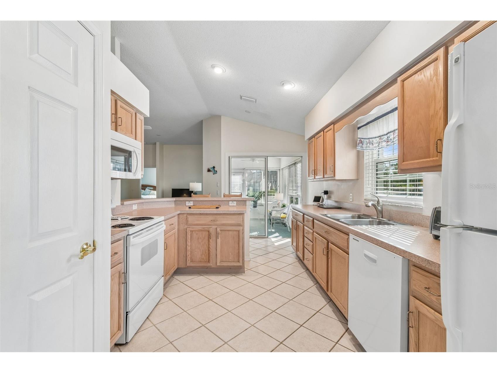 11630 Wheatfield Loop Hudson FL 34667 W7885438 image14