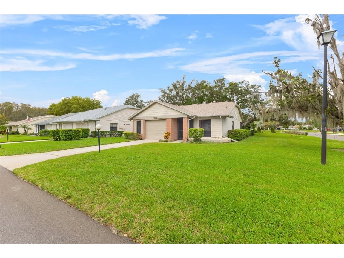 11633 English Elm Drive New Port Richey FL 34654 TB8312294 image1
