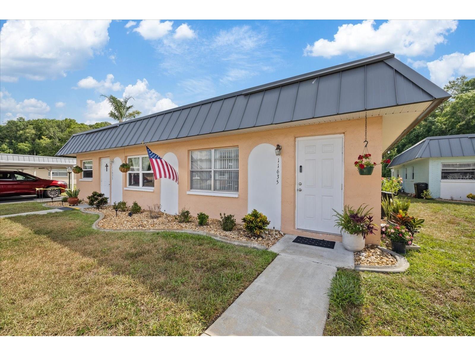 11635 Bayonet Lane #B New Port Richey FL 34654 W7886744 image1