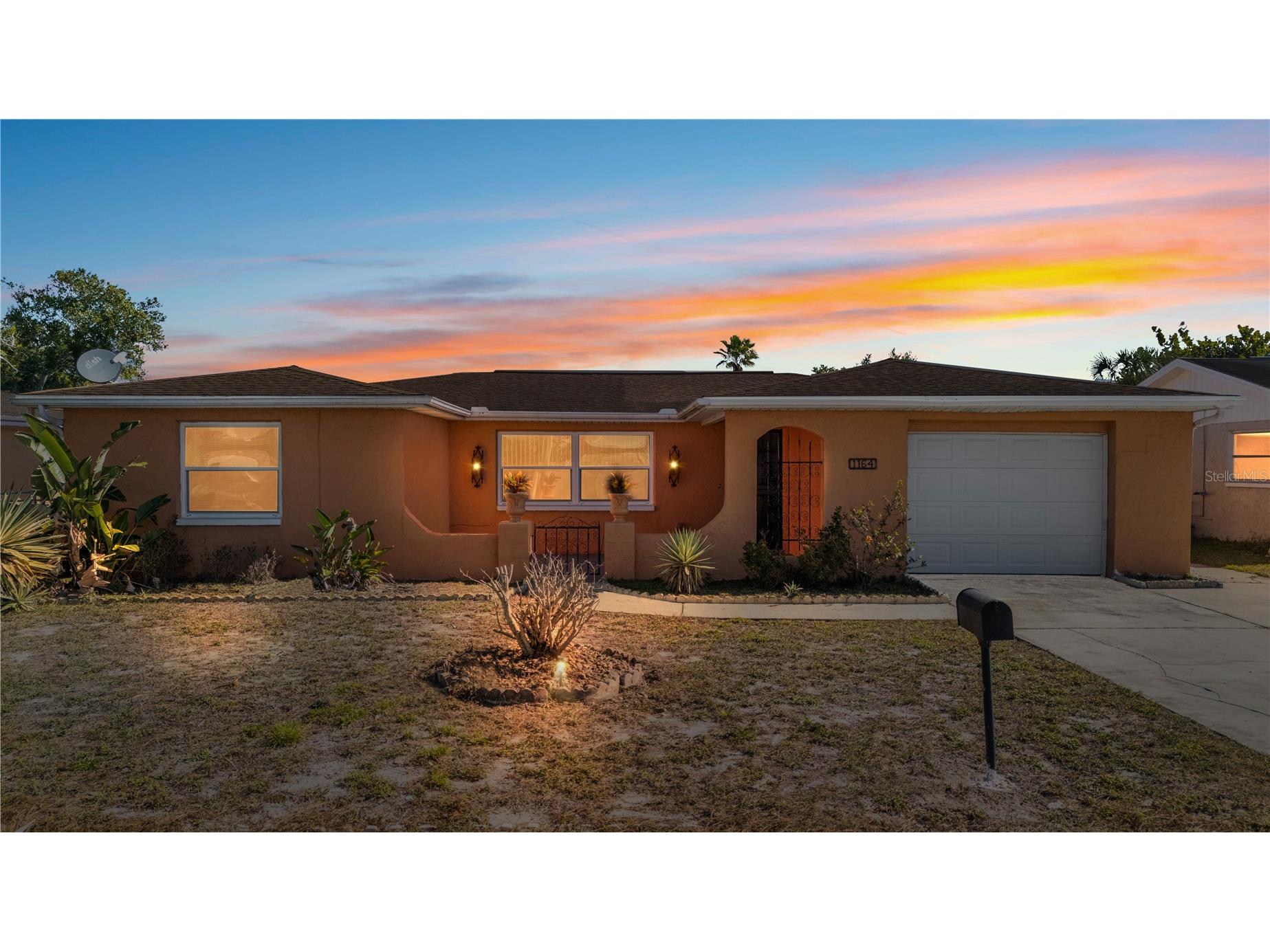 1164 Chelsea Lane Holiday FL 34691 TB8468823 image1