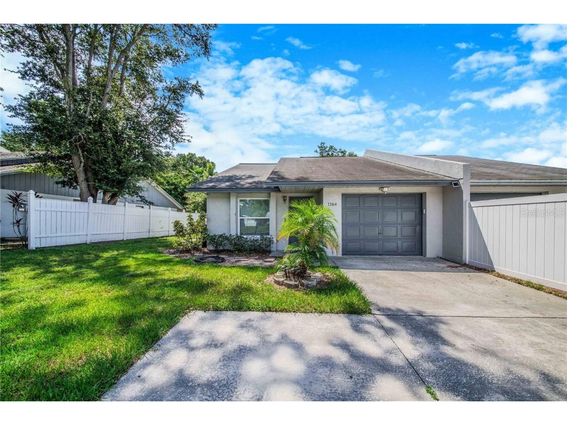 1164 Dosseywood Lane Lakeland FL 33811 L4939467 image1