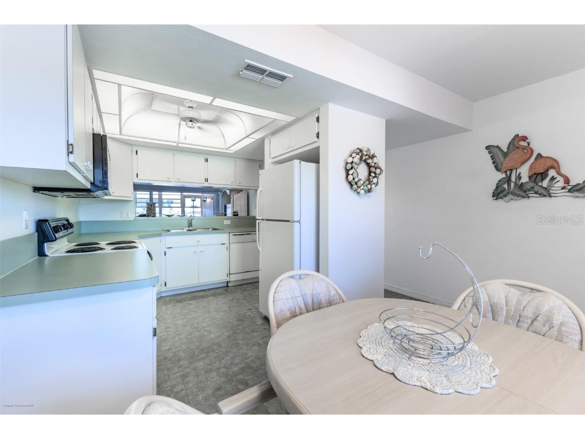 11644 SW Egret Circle #1902 Lake Suzy FL 34269 - LAKE POOKIEHATCHEE C7509402 image10