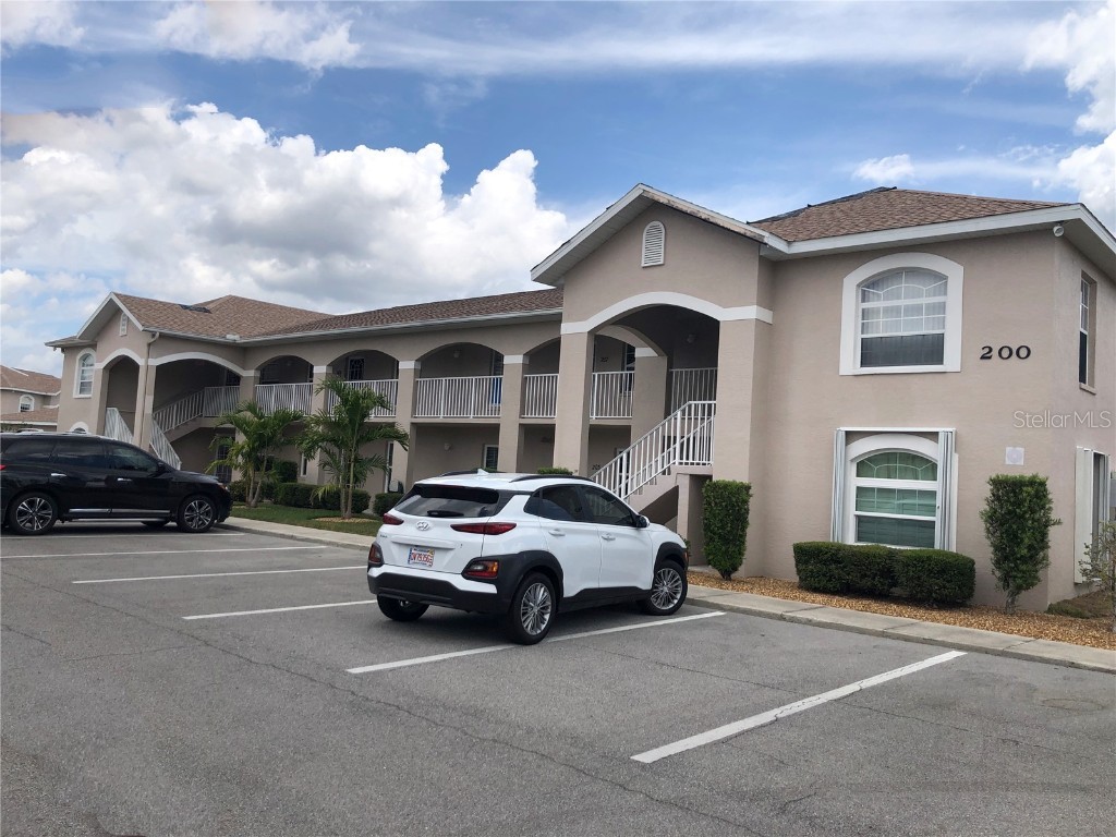 11644 SW Egret Circle #204 Lake Suzy FL 34269 C7473699 image1