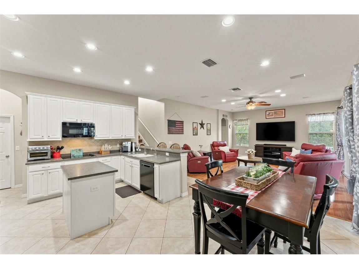 11645 Belle Haven Drive New Port Richey FL 34654 W7880379 image7