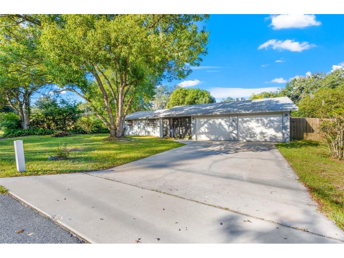 11645 Meadowlane Drive Dade City FL 33525 T3335260 image1