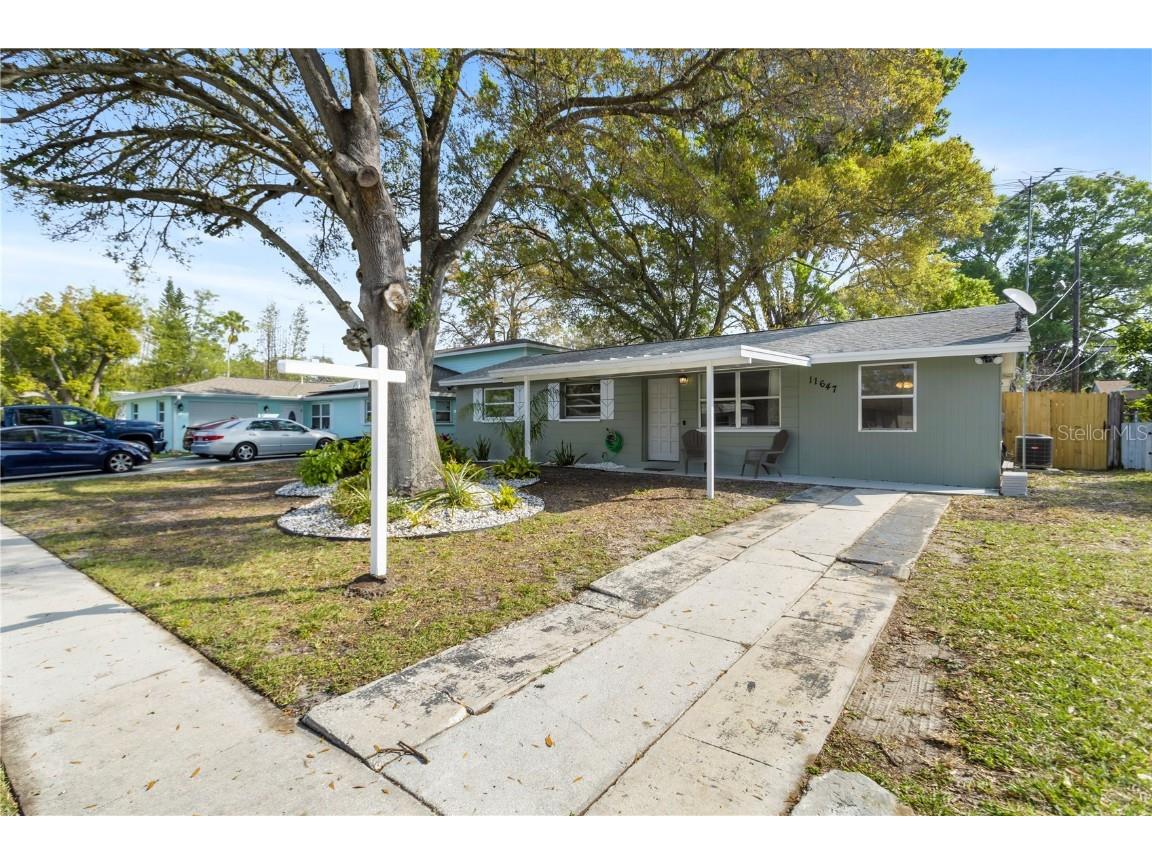 11647 90th Street Largo FL 33773 A4562259 image1