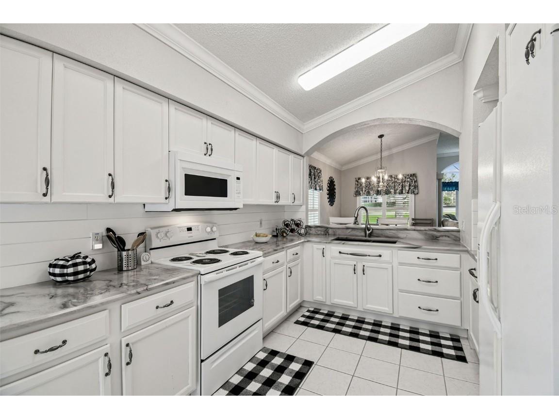 11647 Wheatfield Loop Hudson FL 34667 W7880442 image9