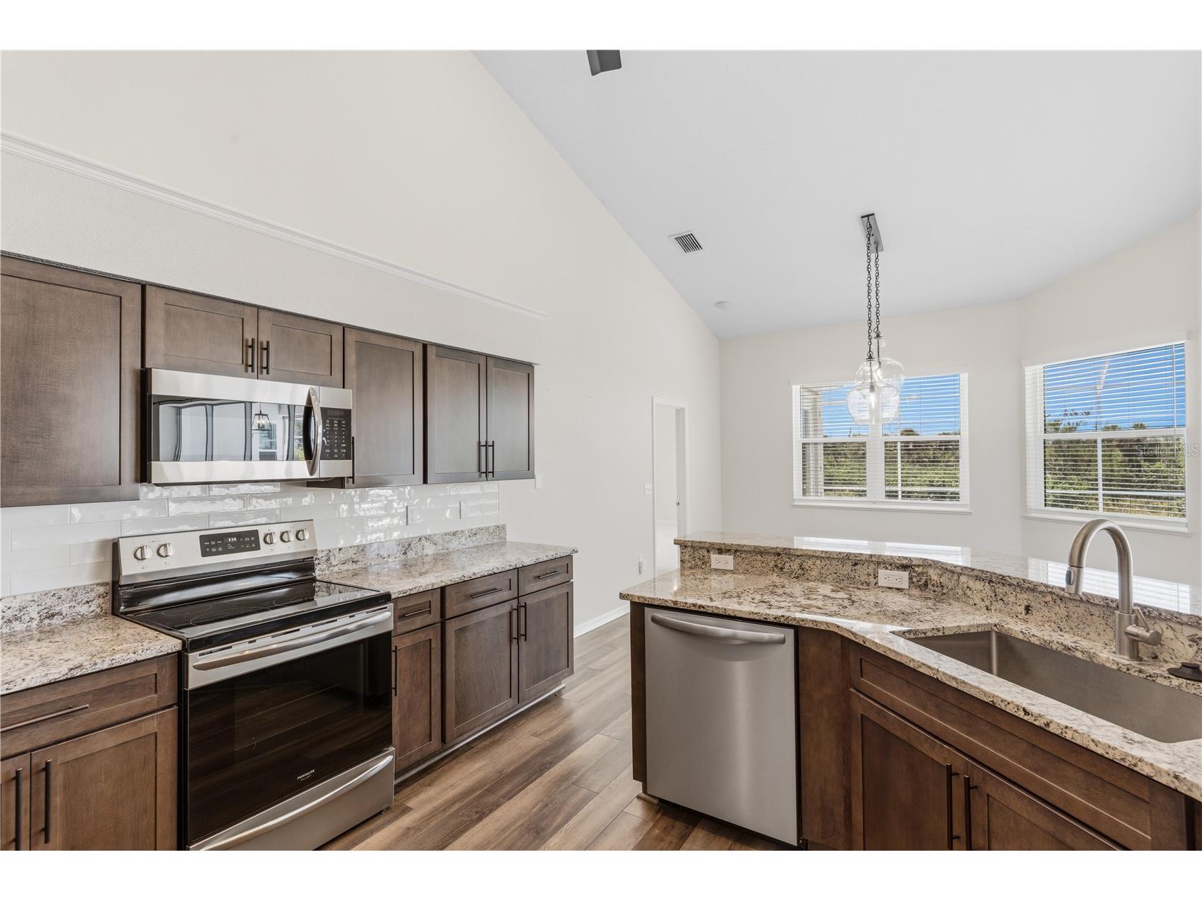 1165 Boundary Boulevard Rotonda West FL 33947 C7528077 image10