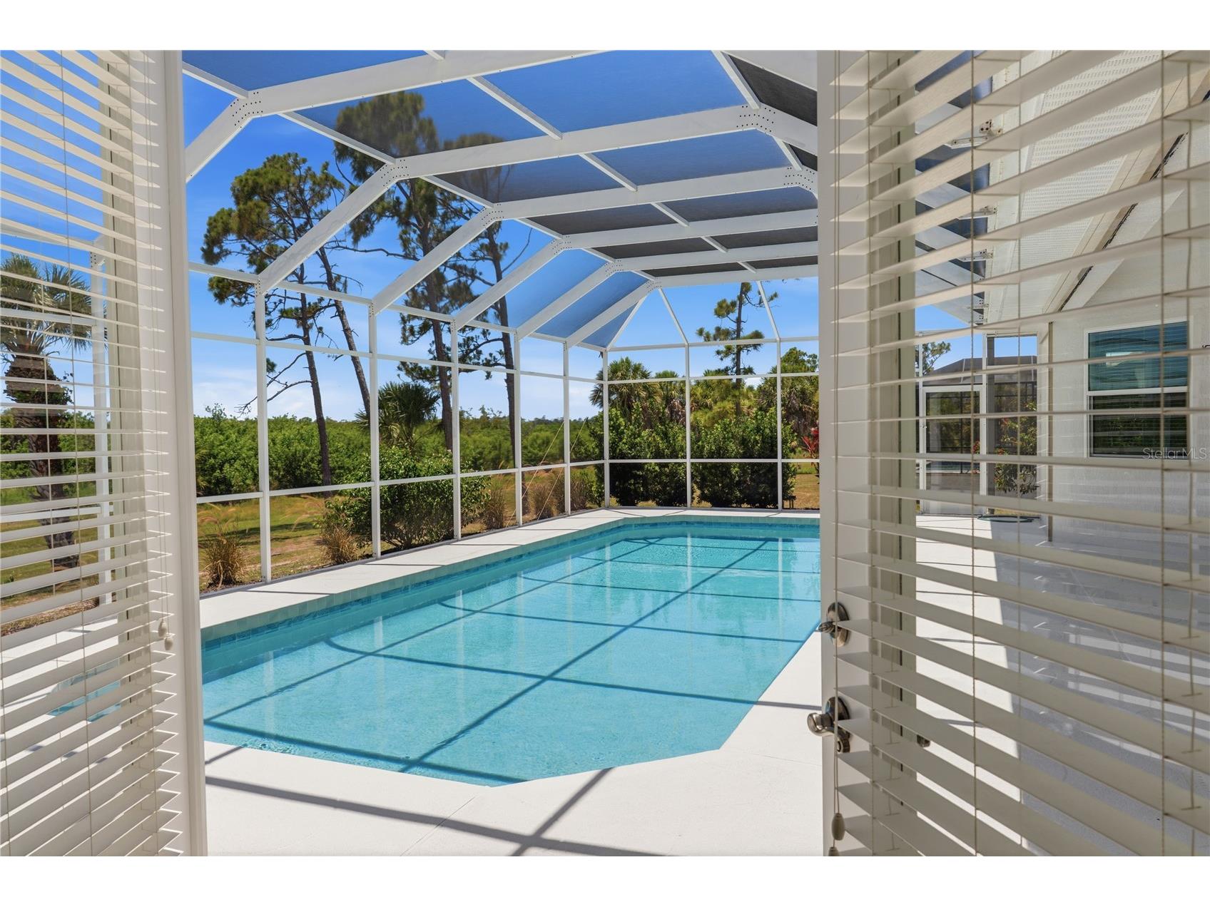 1165 Boundary Boulevard Rotonda West FL 33947 C7528077 image38