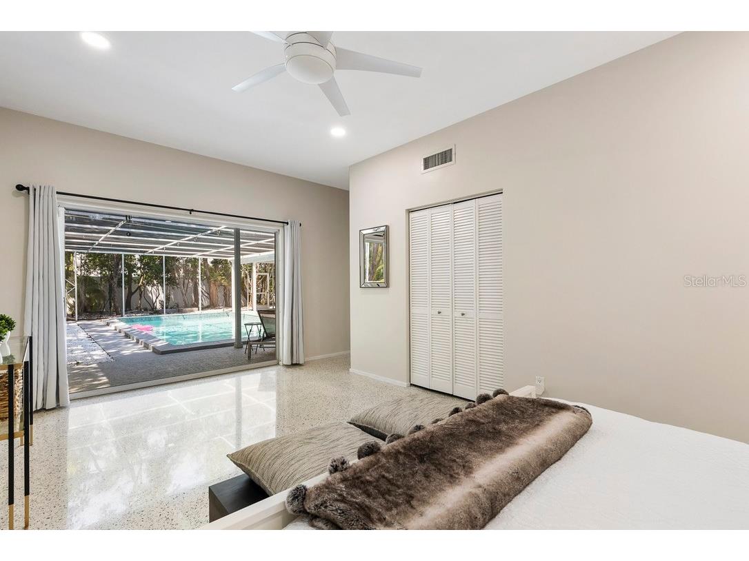 1165 Morningside Place Sarasota FL 34236 - GULF OF AMERICA A4663200 image24