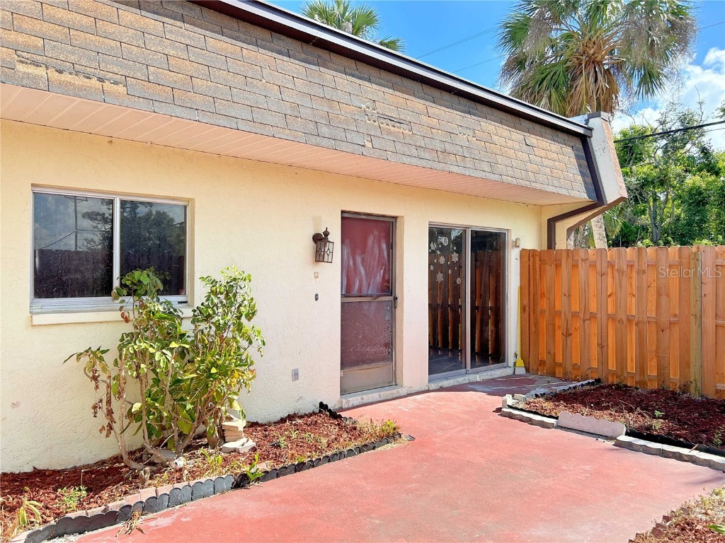 1165 Palm Avenue #3D North Fort Myers FL 33903 T3439678 image1