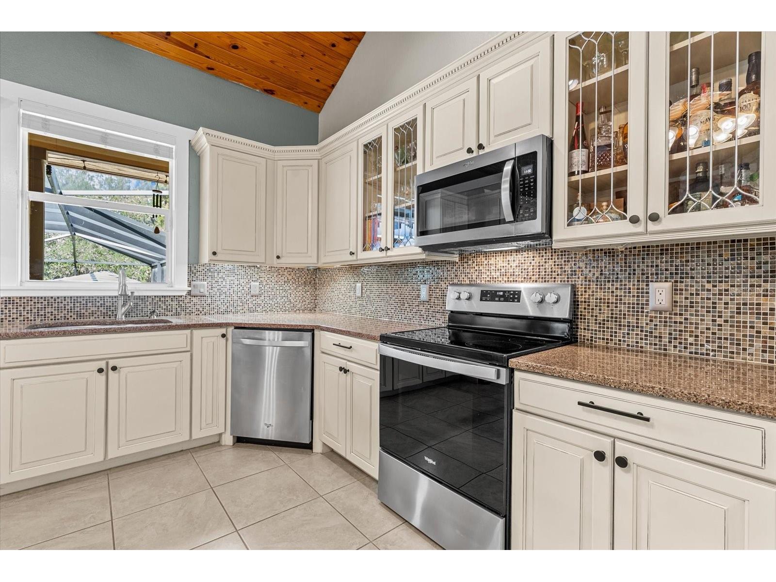 1165 Vereda Verde Sarasota FL 34232 A4692407 image32