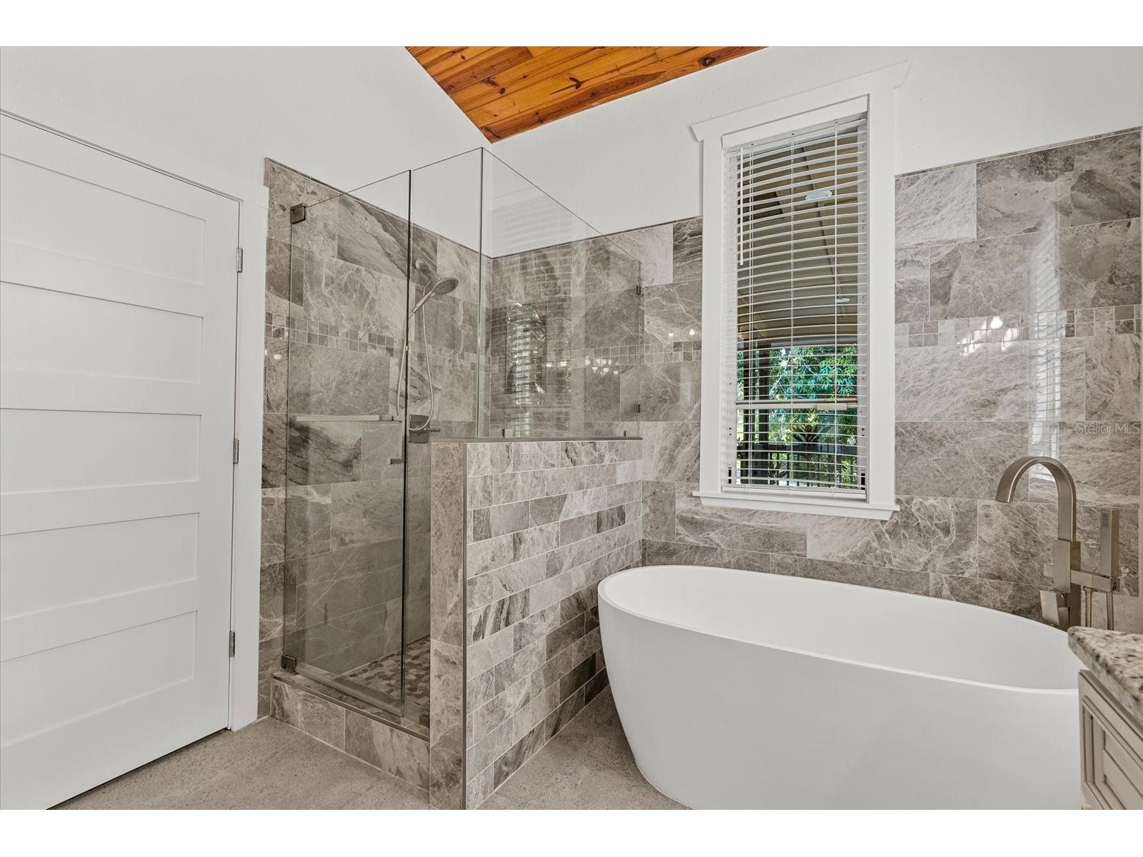 1165 Vereda Verde Sarasota FL 34232 A4692407 image40