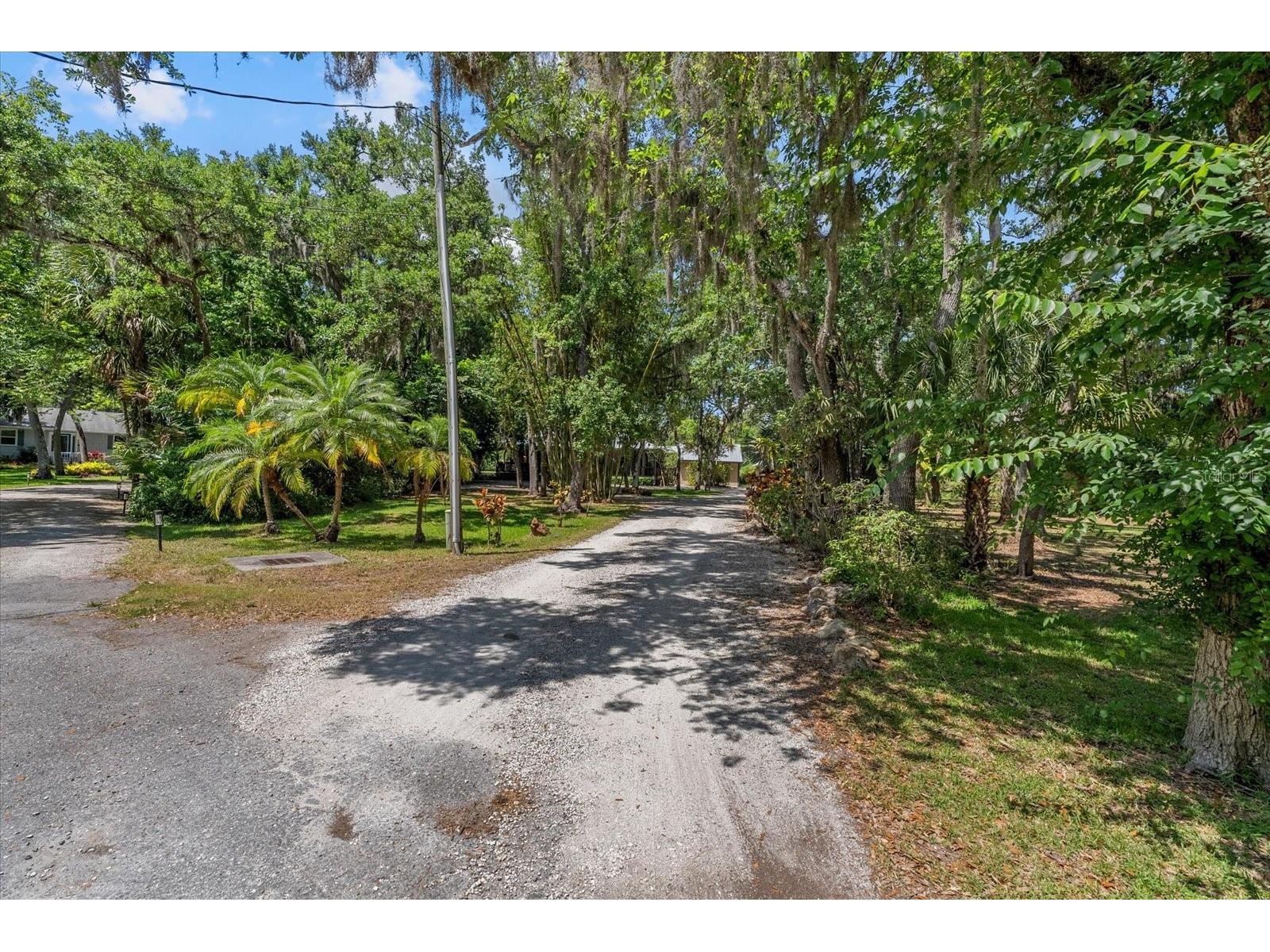 1165 Vereda Verde Sarasota FL 34232 A4692407 image61
