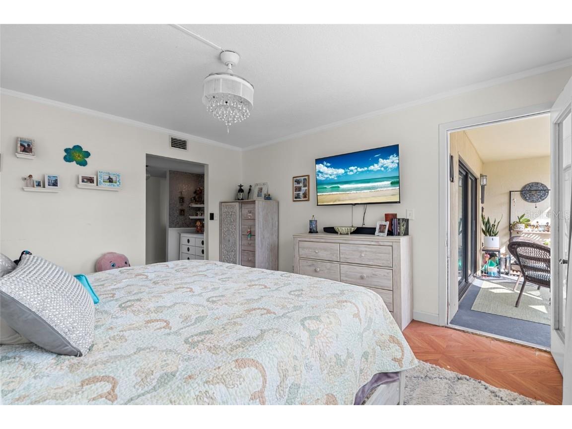 11650 Capri Circle S #108 Treasure Island FL 33706 TB8442351 image20