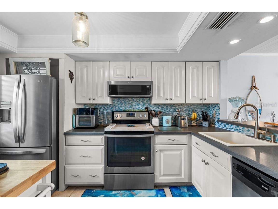 11650 Capri Circle S #108 Treasure Island FL 33706 TB8442351 image6