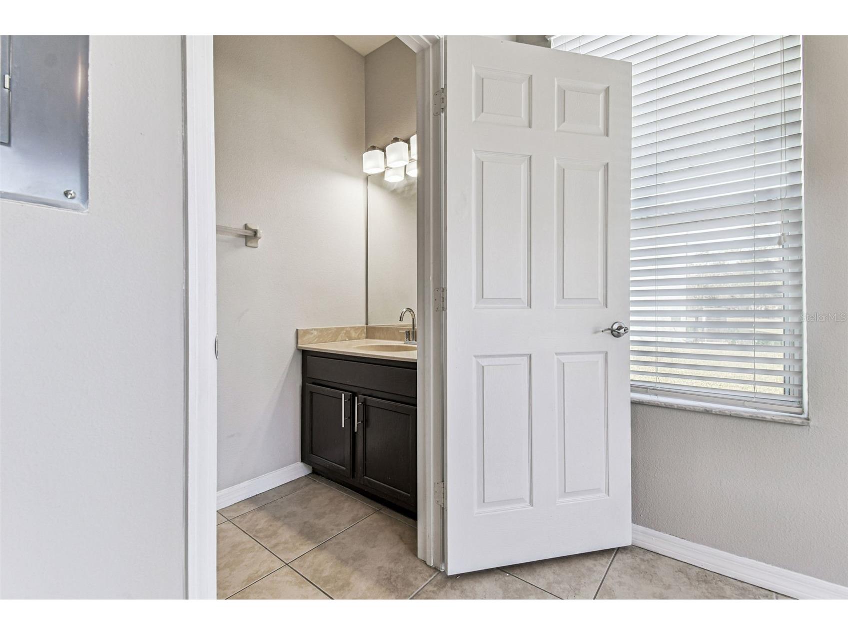 11651 Declaration Drive Tampa FL 33635 TB8479968 image18