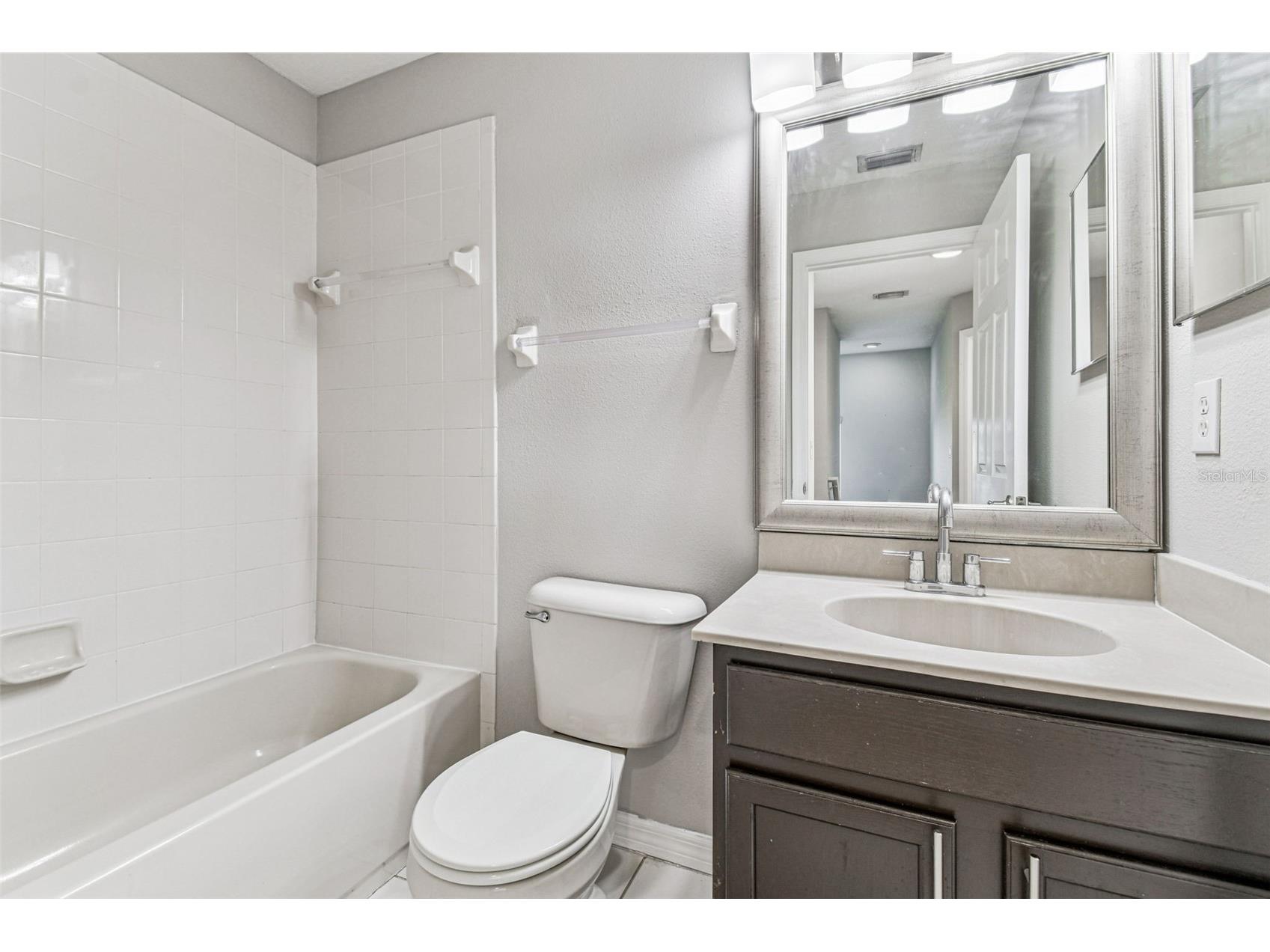 11651 Declaration Drive Tampa FL 33635 TB8479968 image32