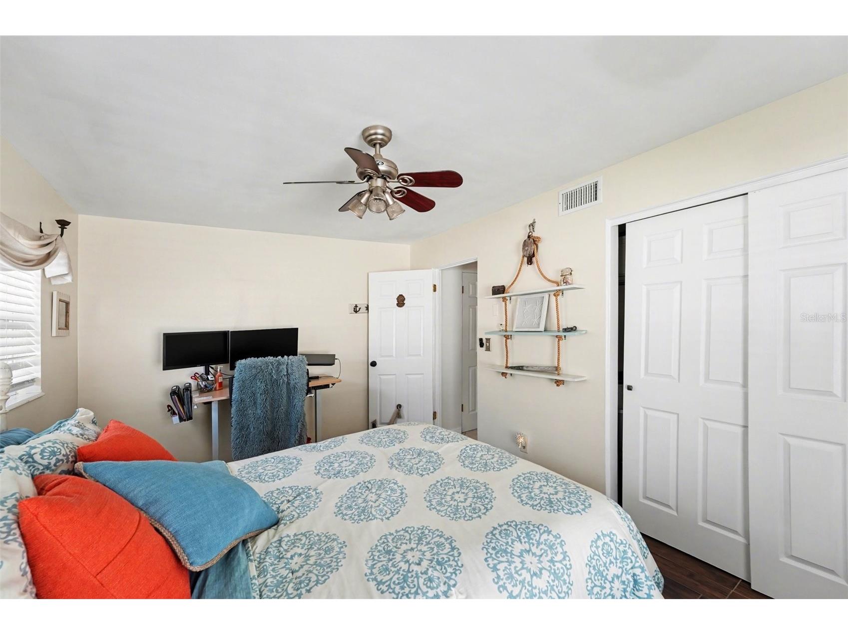 11653 Pinedale Avenue Seminole FL 33772 TB8478998 image14