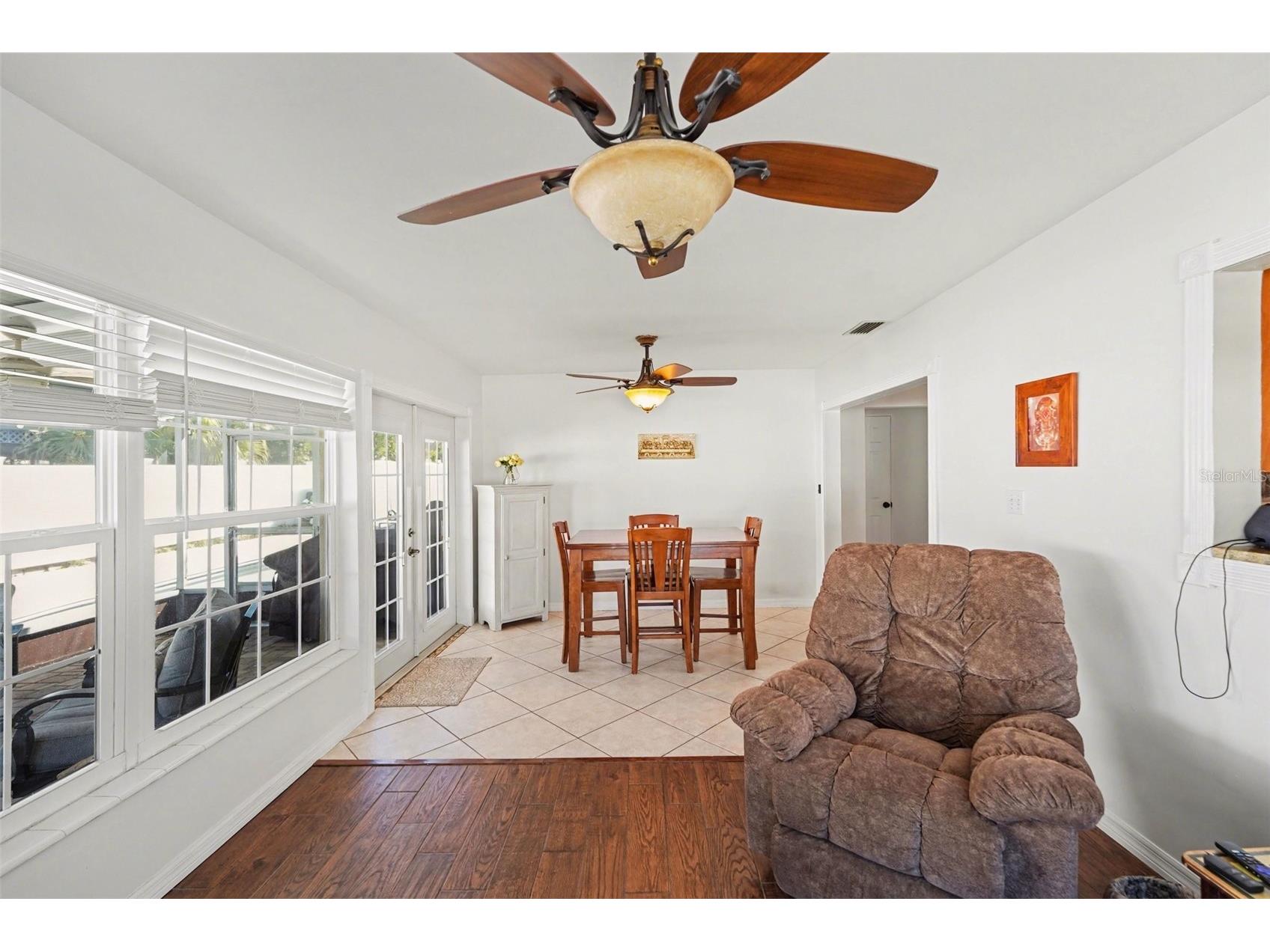 11653 Pinedale Avenue Seminole FL 33772 TB8478998 image7