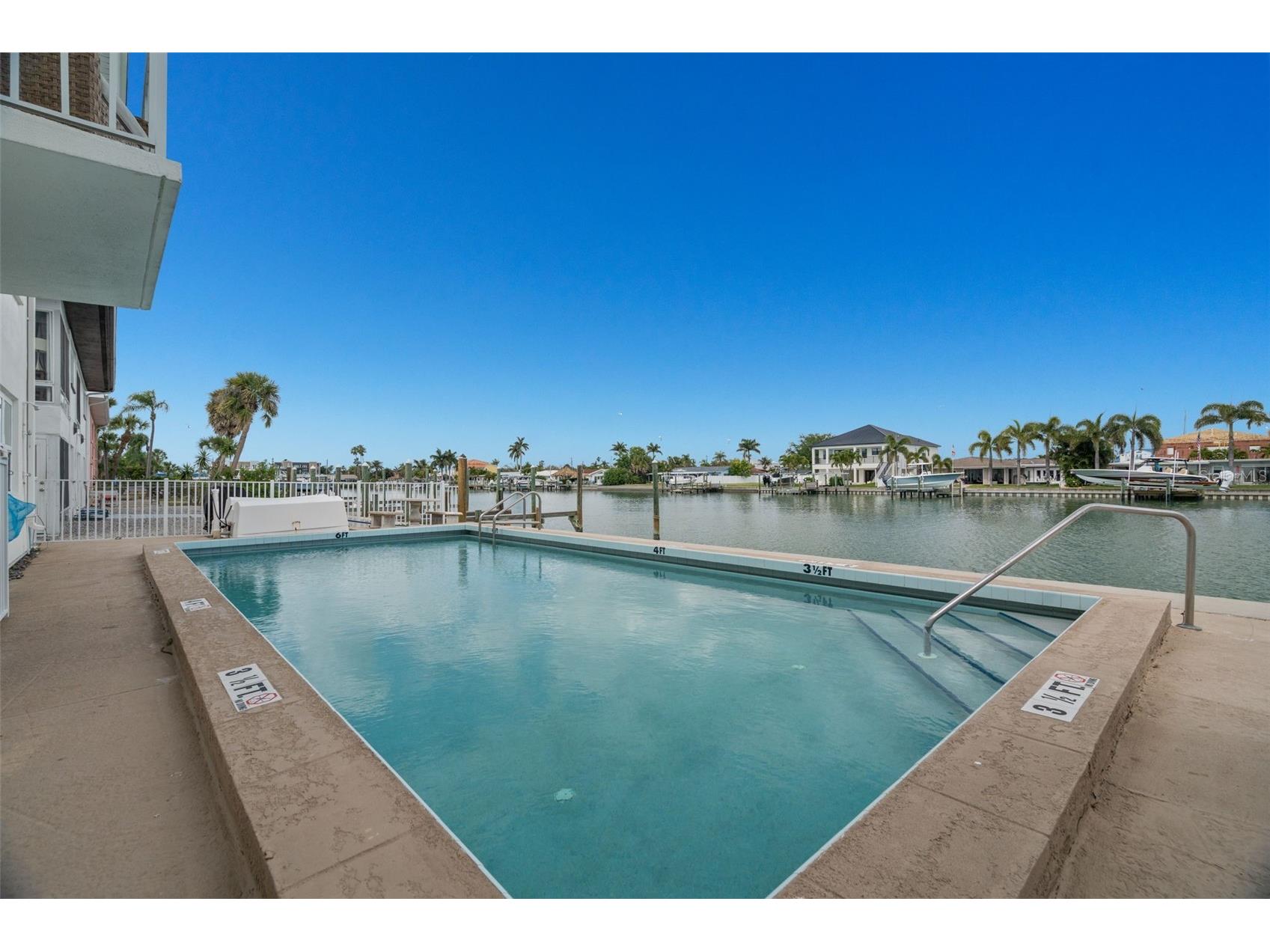 11655 3rd Street E #1 Treasure Island FL 33706 TB8495512 image36