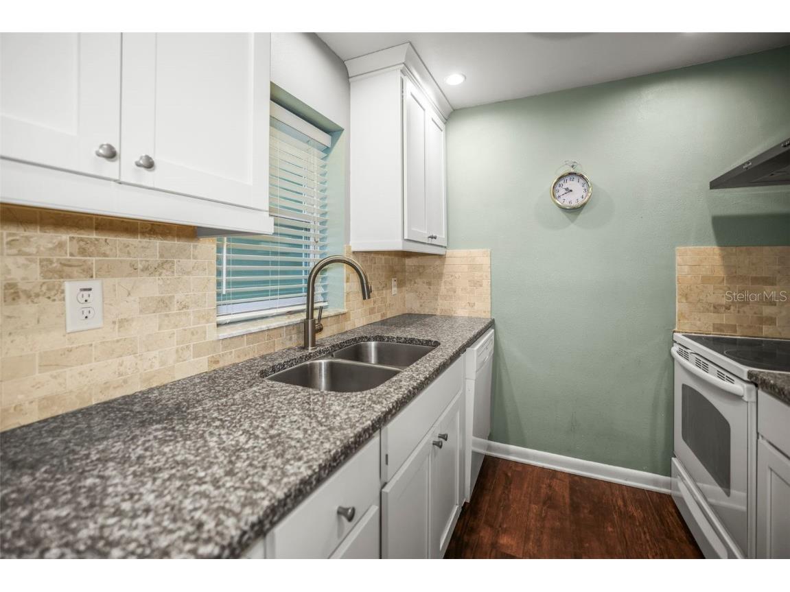 11655 3rd Street E #19 Treasure Island FL 33706 TB8452359 image8