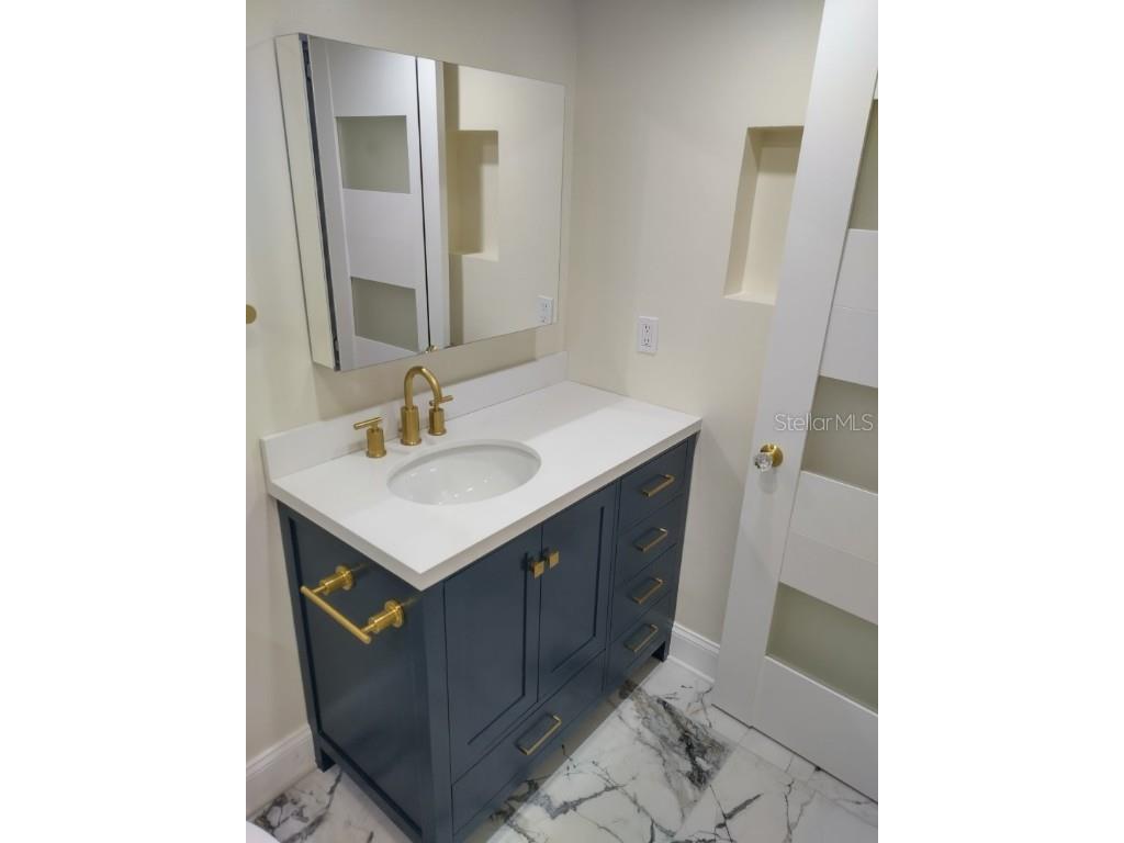 11655 3rd Street E #5 Treasure Island FL 33706 TB8443159 image5