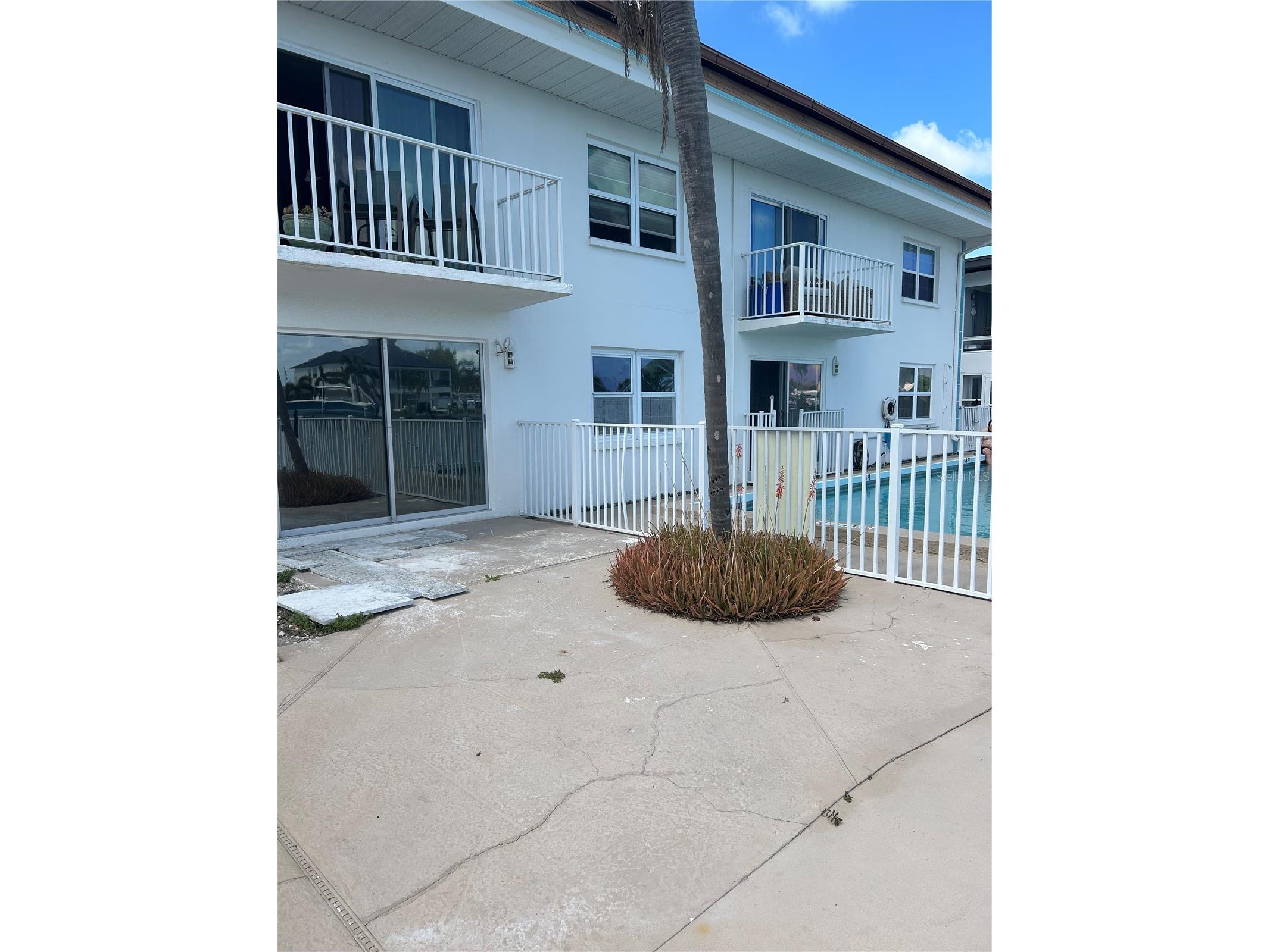 11655 3rd Street E #8 Treasure Island FL 33706 TB8496635 image7