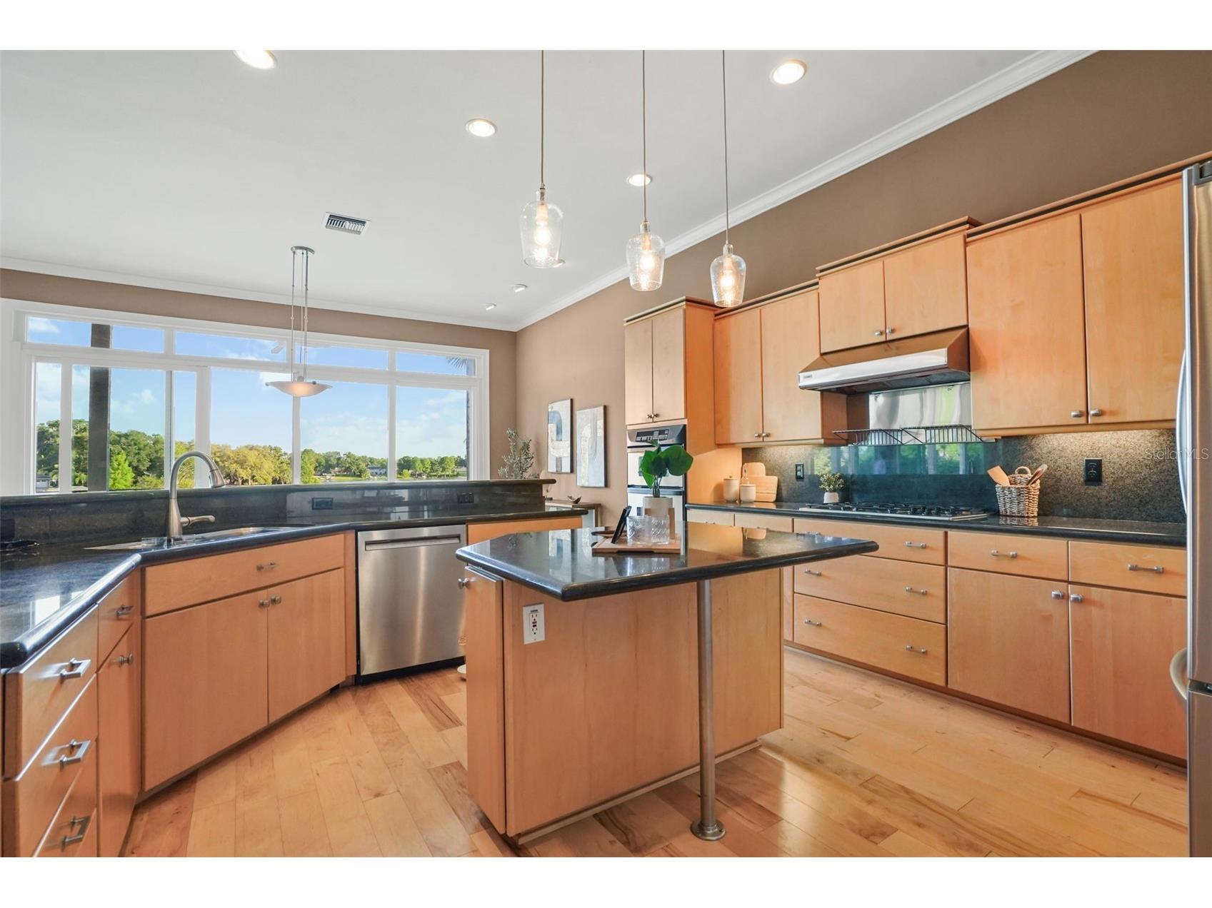 1166 N Lake Sybelia Maitland FL 32751 - LAKE SYBELIA O6411525 image11