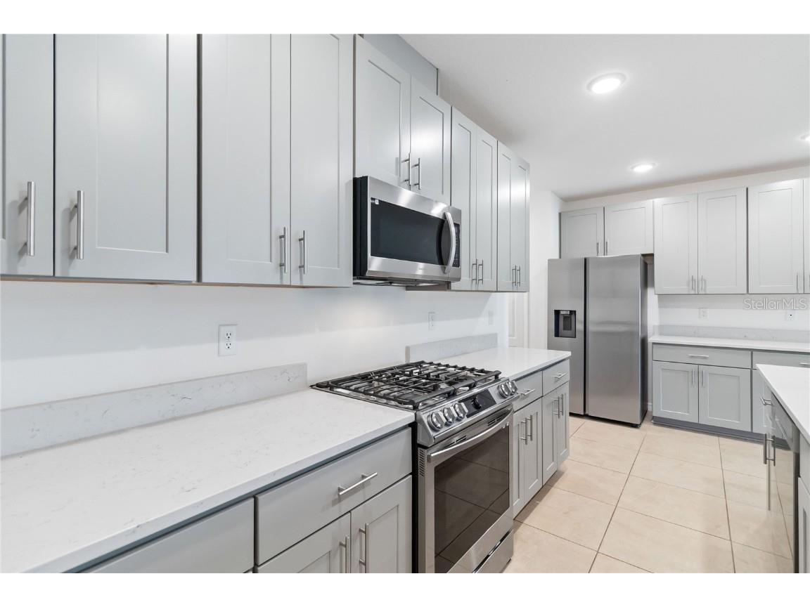 1166 Oak Bluff Drive Davenport FL 33837 O6351806 image8