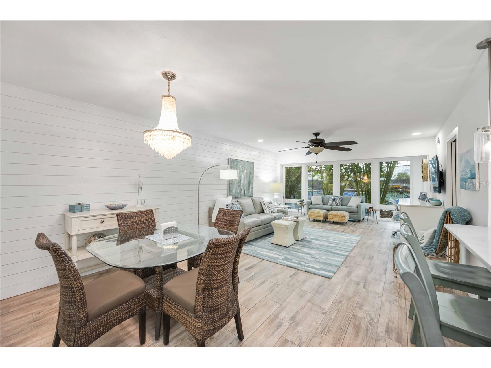 1166 W Peppertree Drive #112D Sarasota FL 34242 A4678257 image14