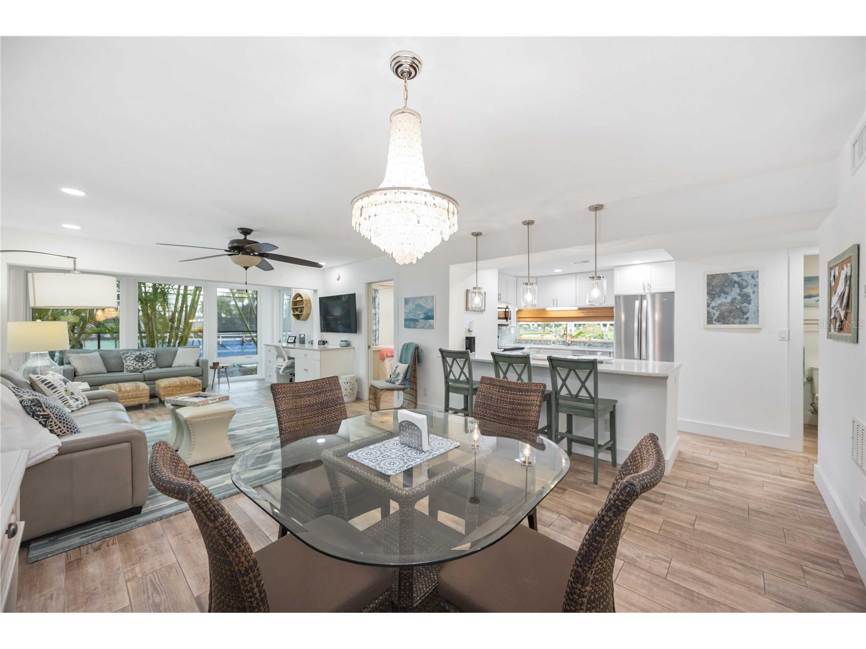 1166 W Peppertree Drive #112D Sarasota FL 34242 A4678257 image17