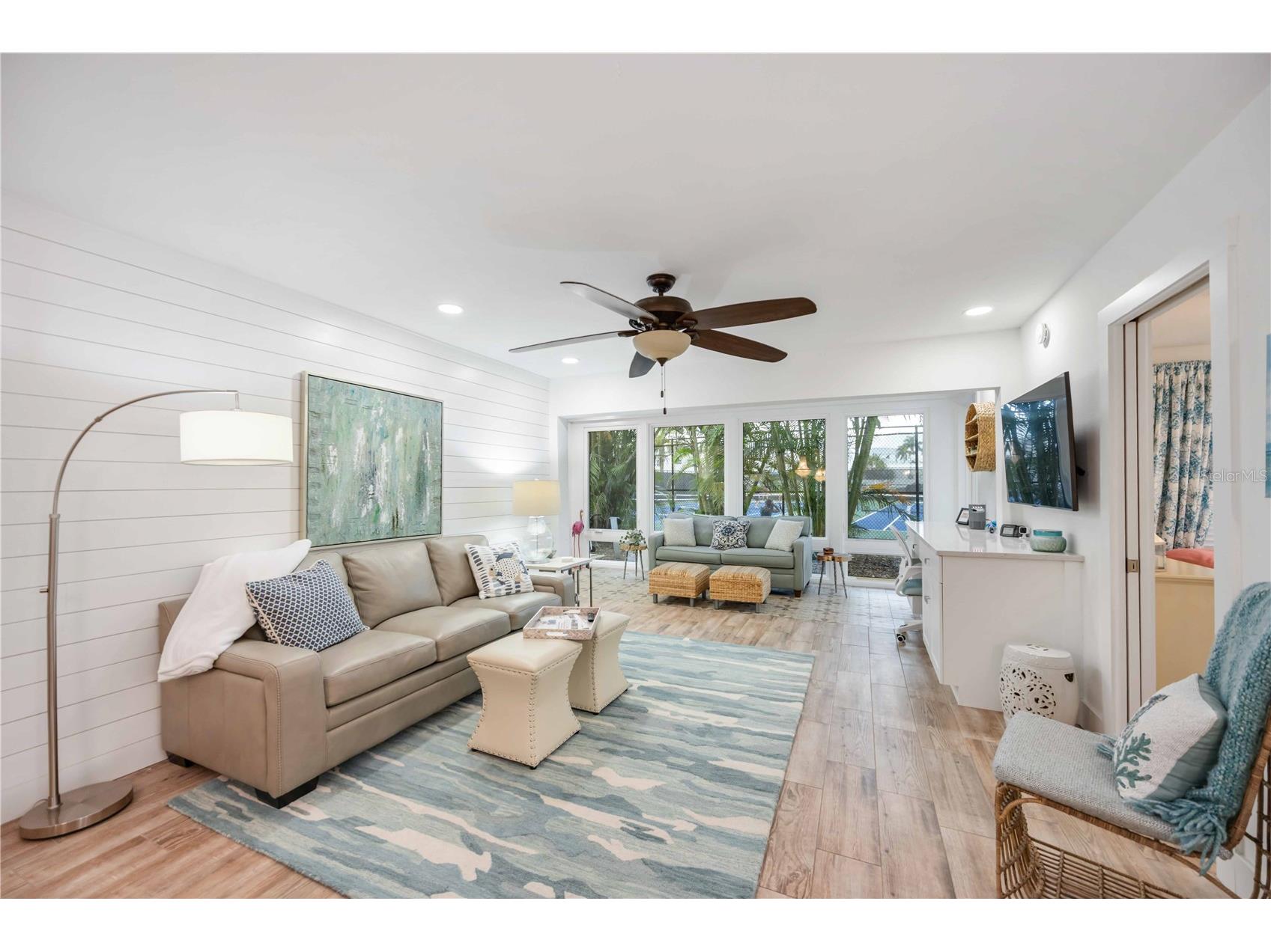 1166 W Peppertree Drive #112D Sarasota FL 34242 A4678257 image4