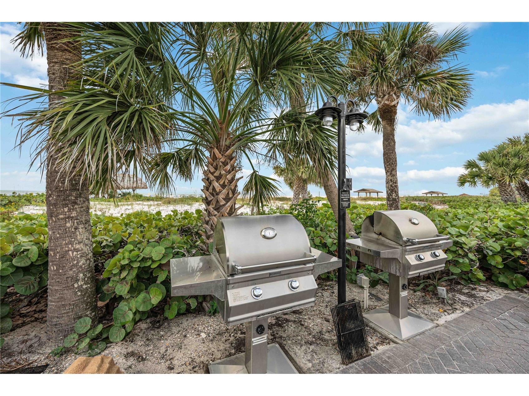 1166 W Peppertree Drive #112D Sarasota FL 34242 A4678257 image47