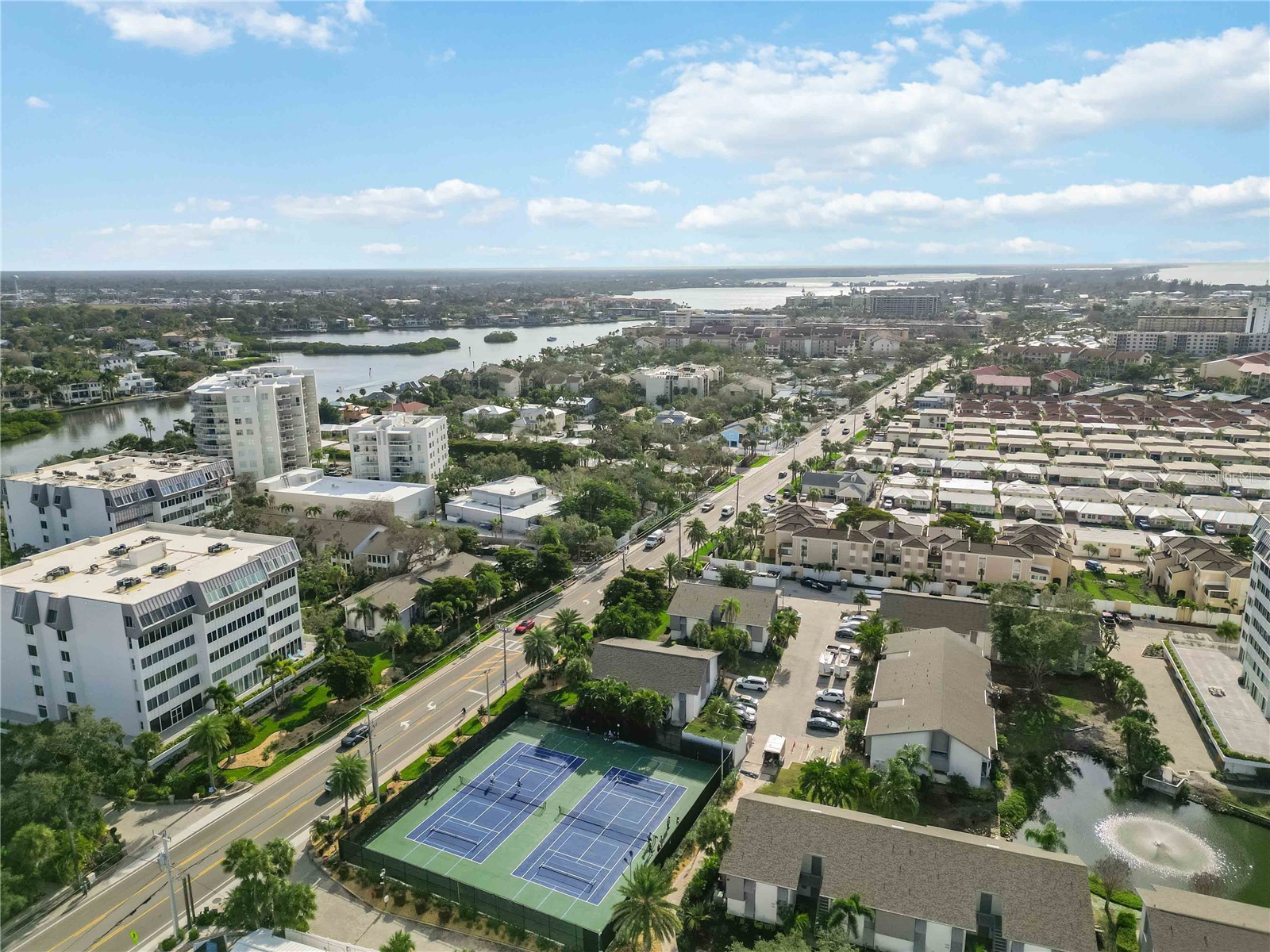 1166 W Peppertree Drive #112D Sarasota FL 34242 A4678257 image56