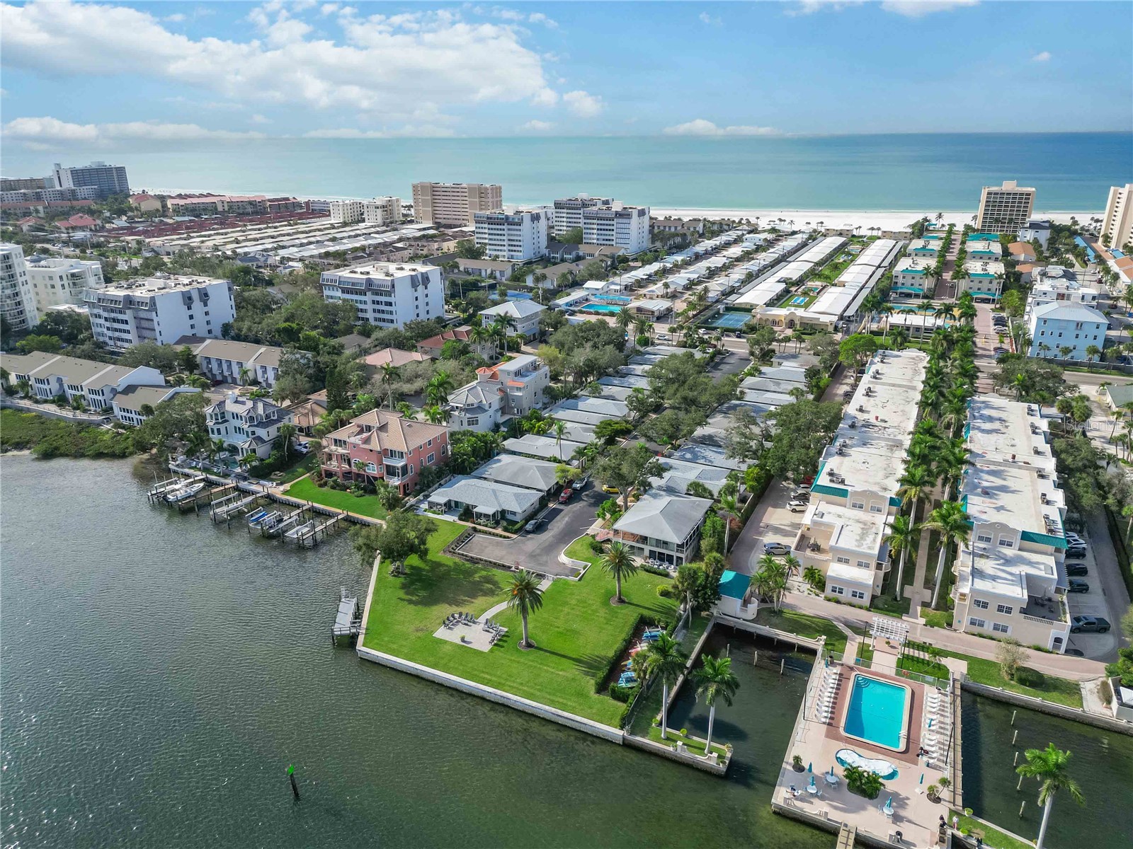 1166 W Peppertree Drive #112D Sarasota FL 34242 A4678257 image57