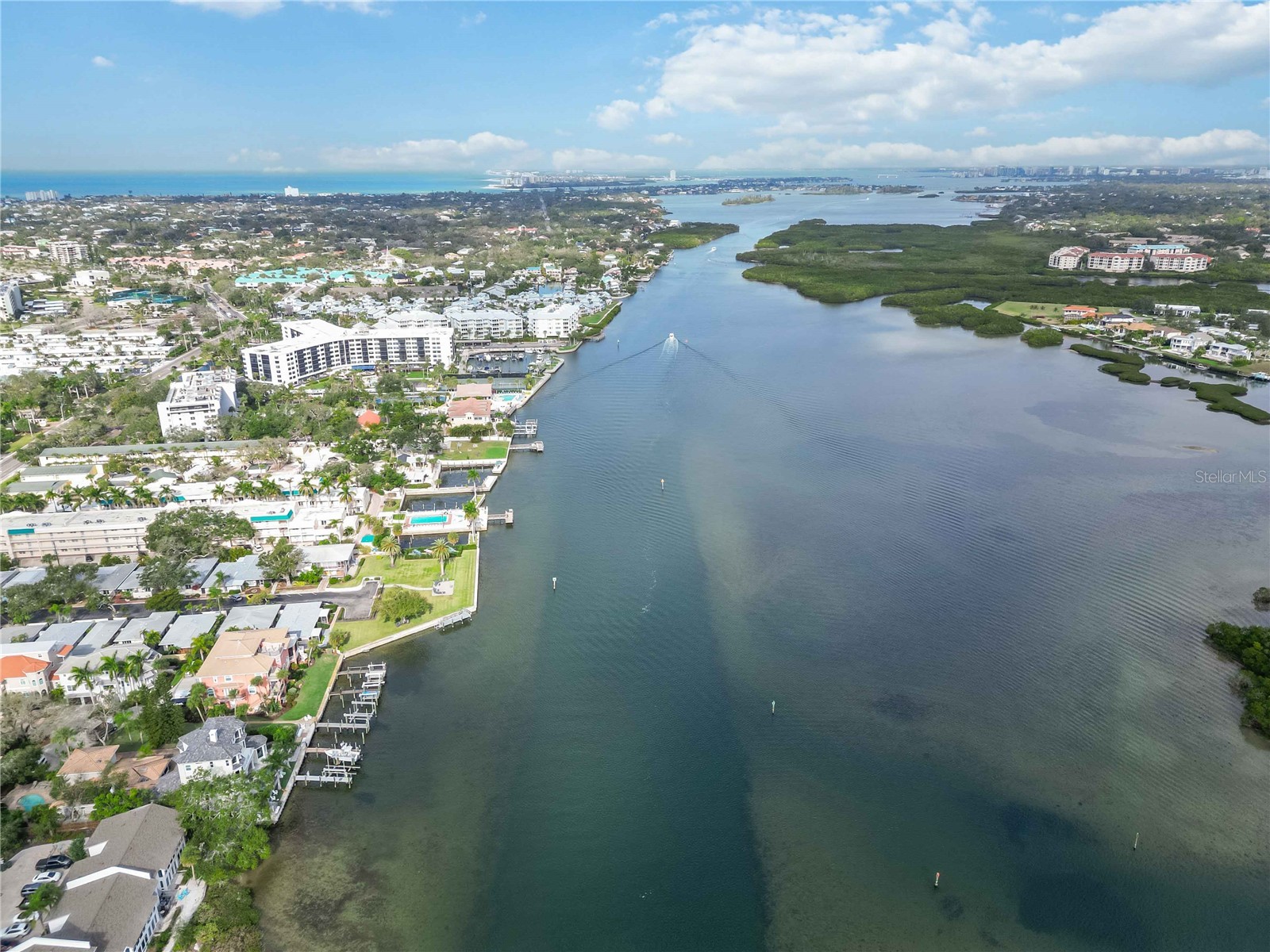 1166 W Peppertree Drive #112D Sarasota FL 34242 A4678257 image67