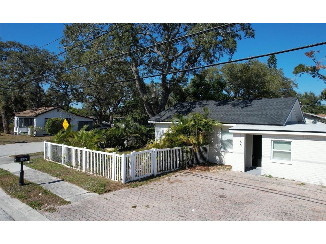 1166 Woodlawn Street Clearwater FL 33756 TB8454702 image1