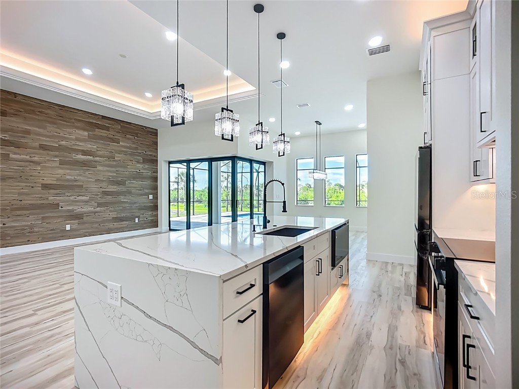 1167 Boundary Boulevard Rotonda West FL 33947 A4655479 image18