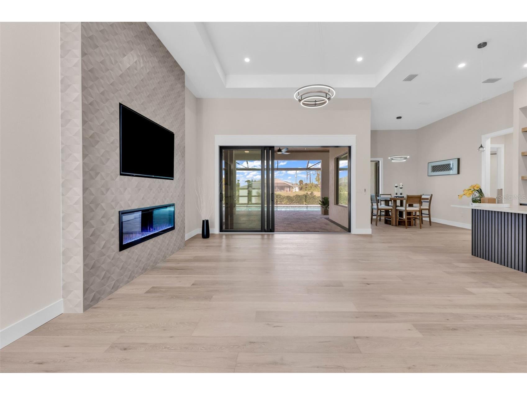 1168 Boundary Boulevard Rotonda West FL 33947 C7517339 image8