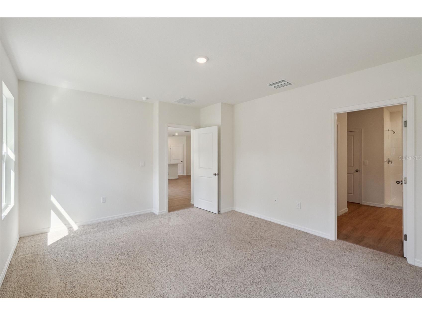 1168 Morfontaine Street Daytona Beach FL 32124 O6421141 image28