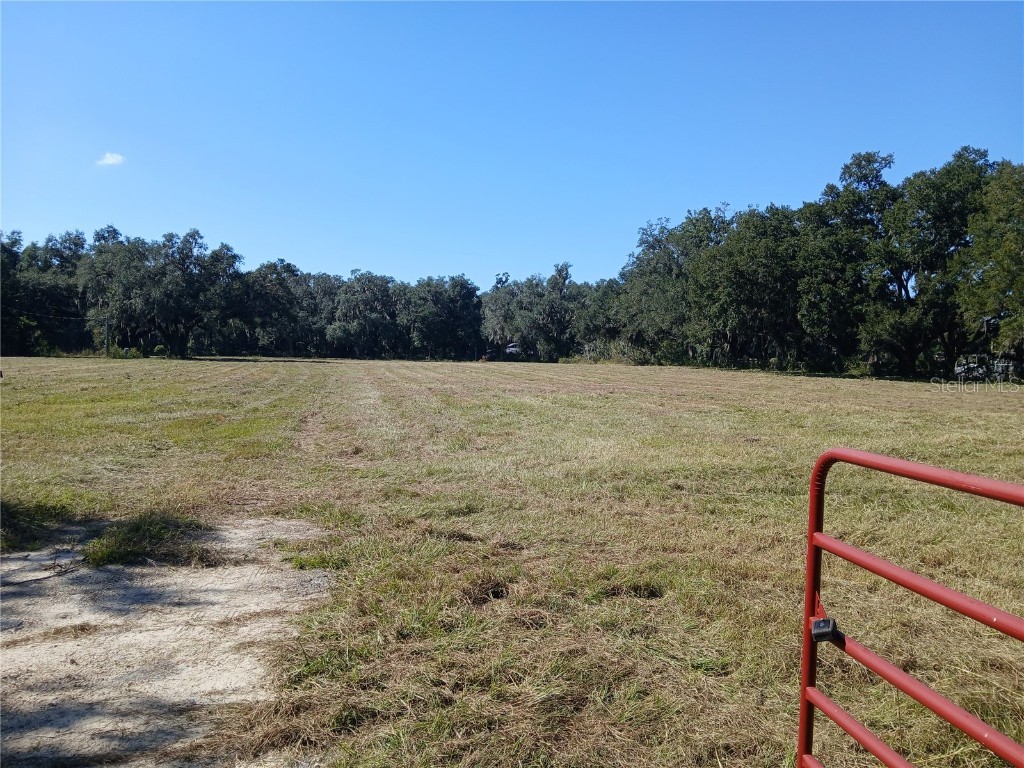 11682 Cr 727 Webster FL 33597 G5104112 image1